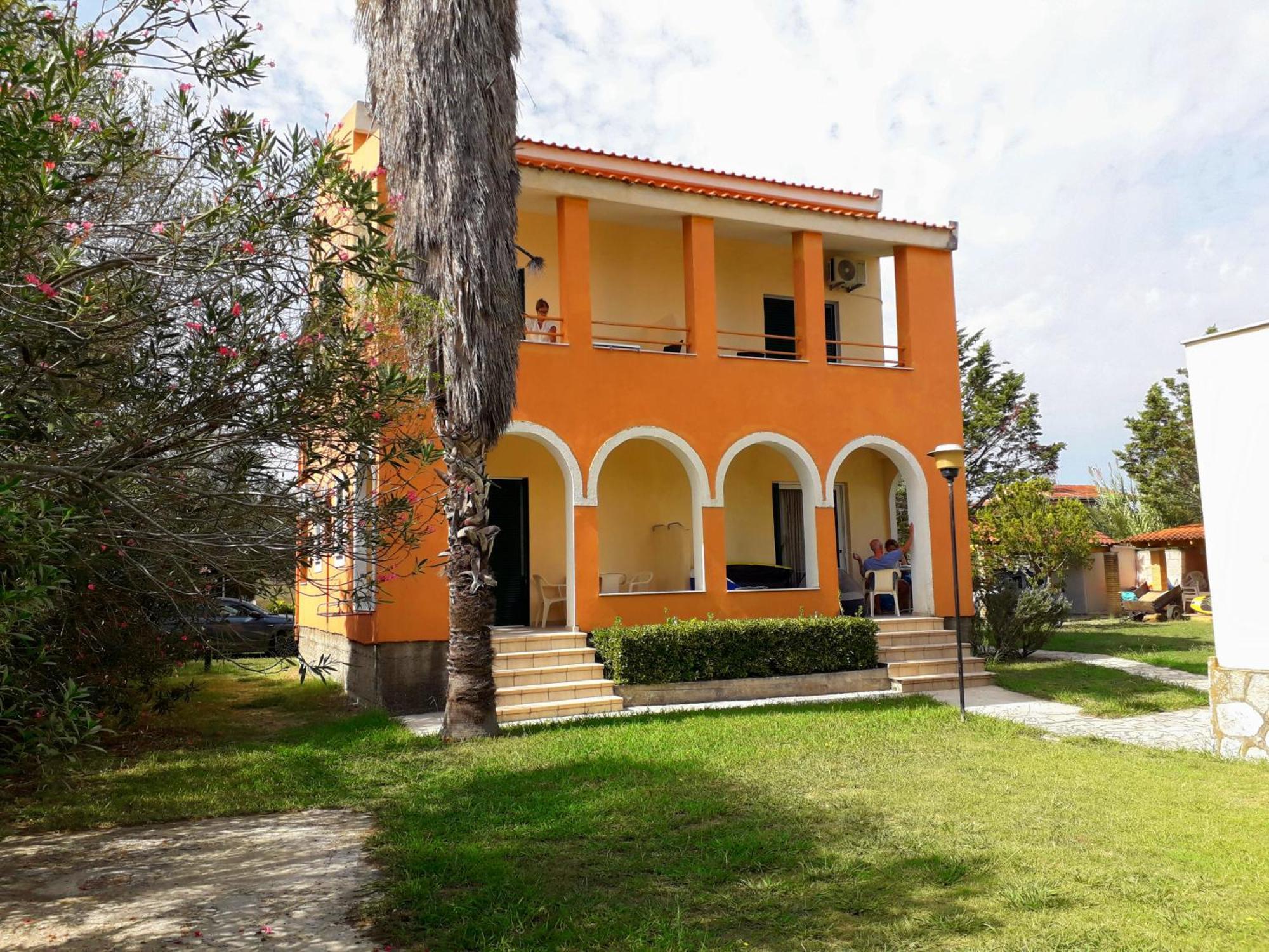 Irini Apartments And Studios Kávosz Kültér fotó