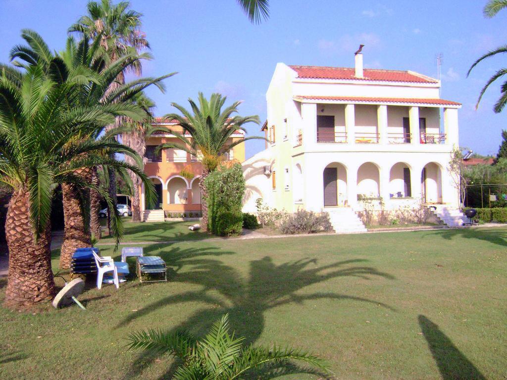Irini Apartments And Studios Kávosz Kültér fotó